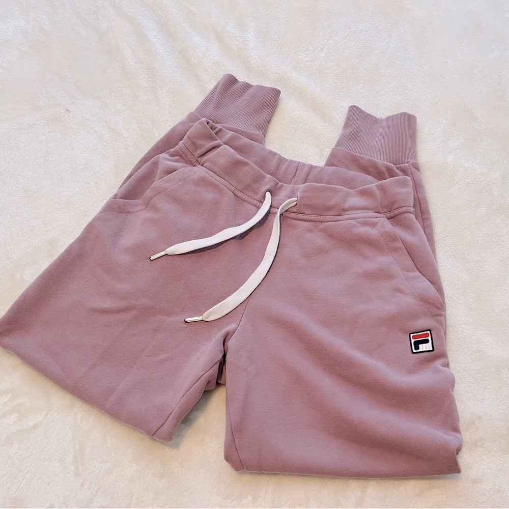 ✨WORN ONCE FILA SWEATS